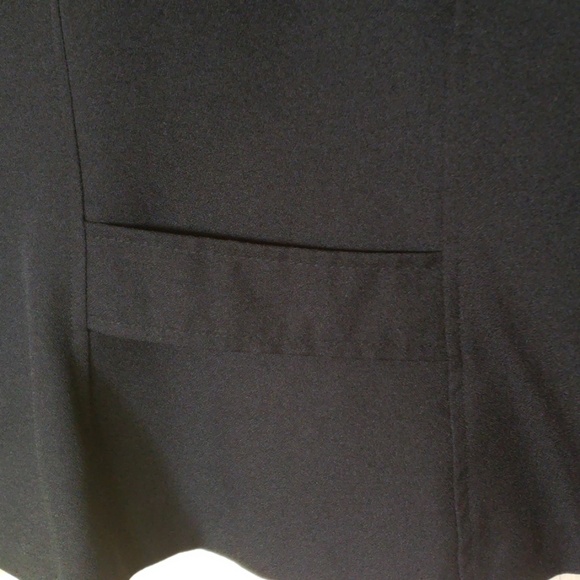 Button up - Picture 5 of 7